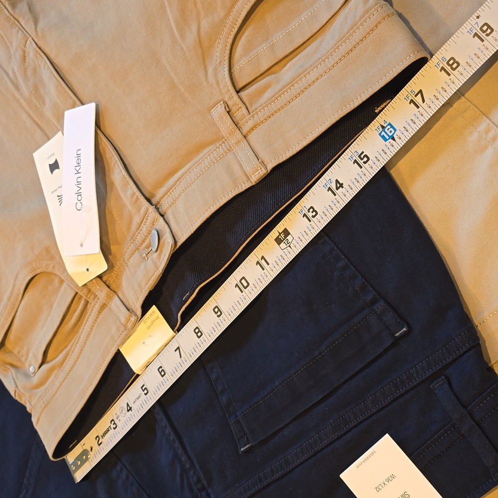 NWT Calvin Klein 36x32 Slim Fit Infinite Flex Waistband Trio - Picture 8 of 16